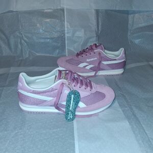 Reebok Sneakers, Brand New, Women size 9